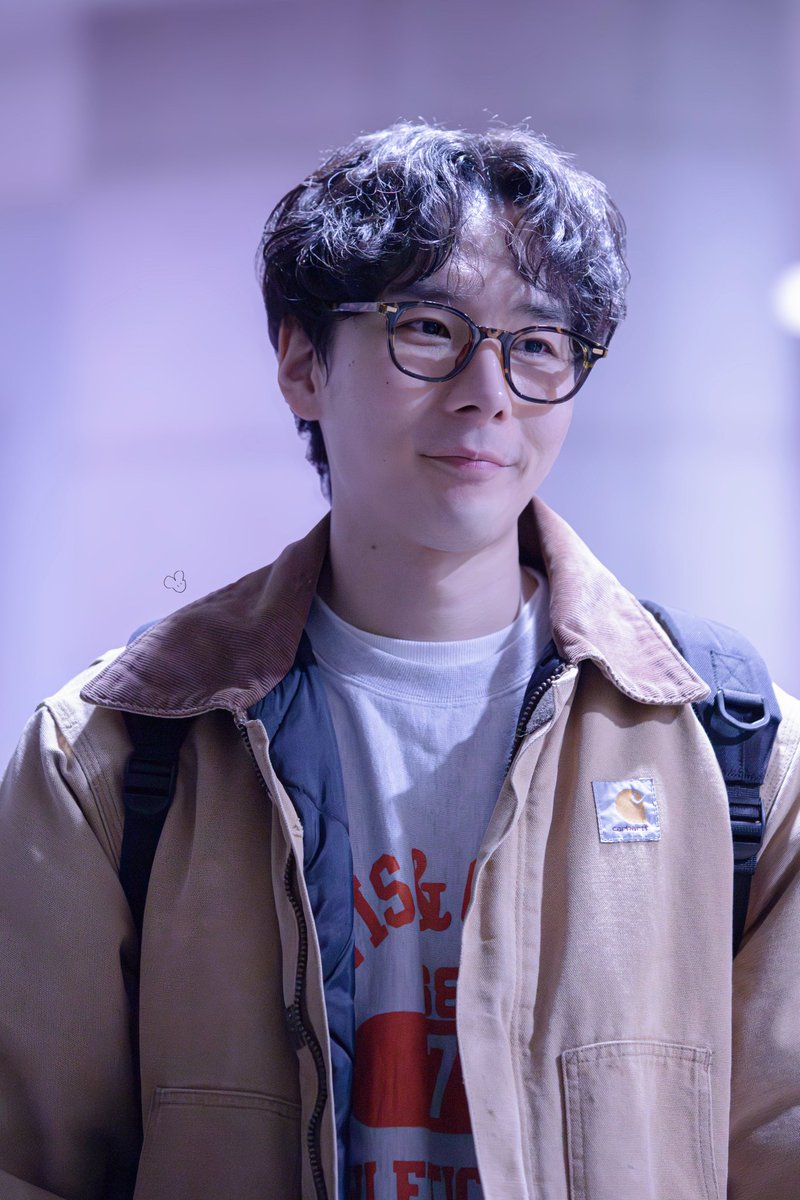 cheese_meom's tweet photo. 240321 이기완 배우님 퇴근길 https://t.co/SShlRD60aB