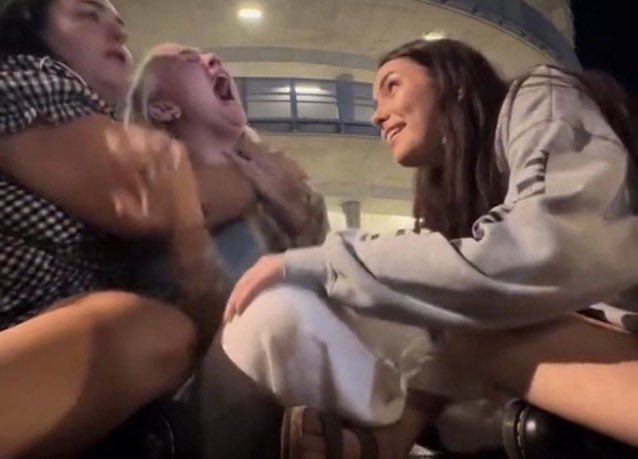 helllojojo's tweet image. me when a random monthly subscription that i forgot about charges me but i was gonna use that money to buy myself a sweet little treat