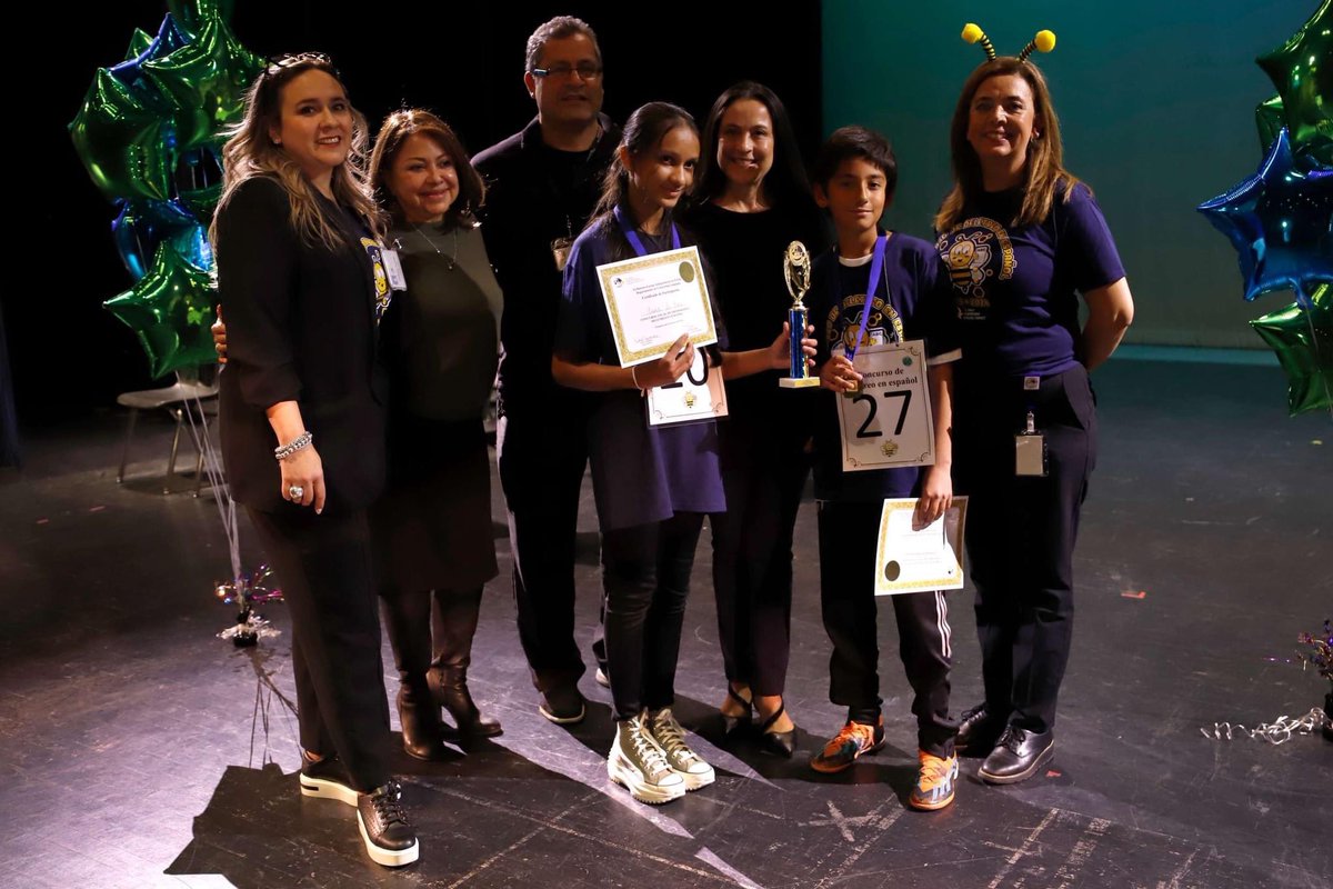 On Wednesday, March 20, El Paso ISD held its district Spanish Spelling Bee, where several students in grades 4-8 competed for a chance to advance to regionals. 

Congratulations to Shaheli De Silva and Emiliano Ferran Martinez for both earning first-place!🏆

#ItStartsWithUs