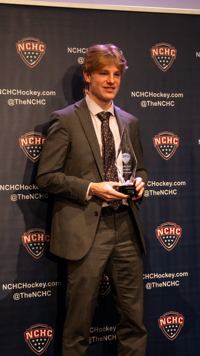 UNDmhockey's tweet photo. NEWS: Jackson Blake named NCHC Player, Forward of the Year

https://t.co/AvmtfCrNV8

#UNDproud | #LGH https://t.co/623PBgm6Ei