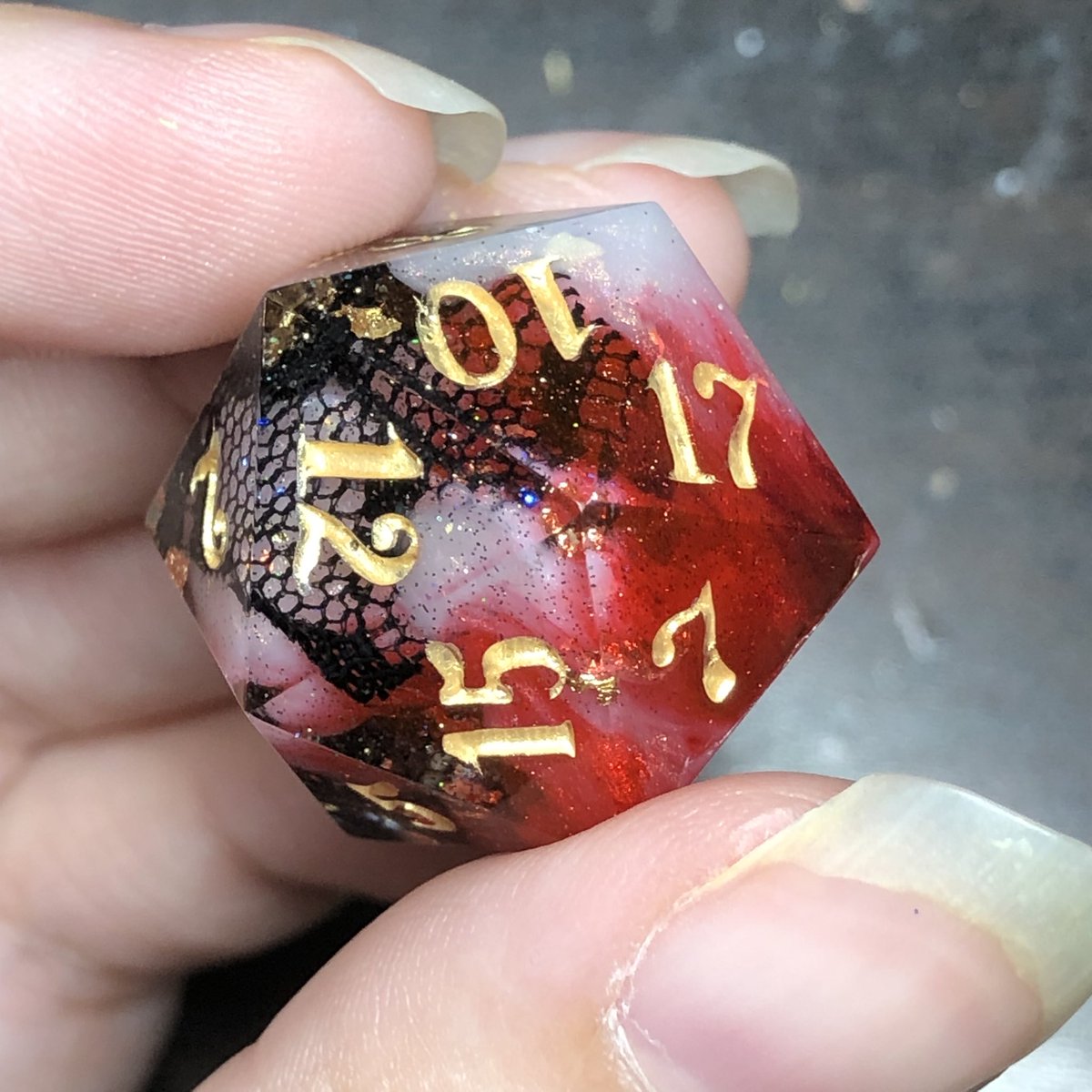 HealersHug's tweet photo. Temptess dice set! This set will be available in the shop this Saturday March 23 at 3pm PT

#dice #dicemaking #handmadedice #dicemaker #dnd #ttrpg #dungeonsanddragons #dicegoblin #diceset #d20 https://t.co/7g0PCefVKV