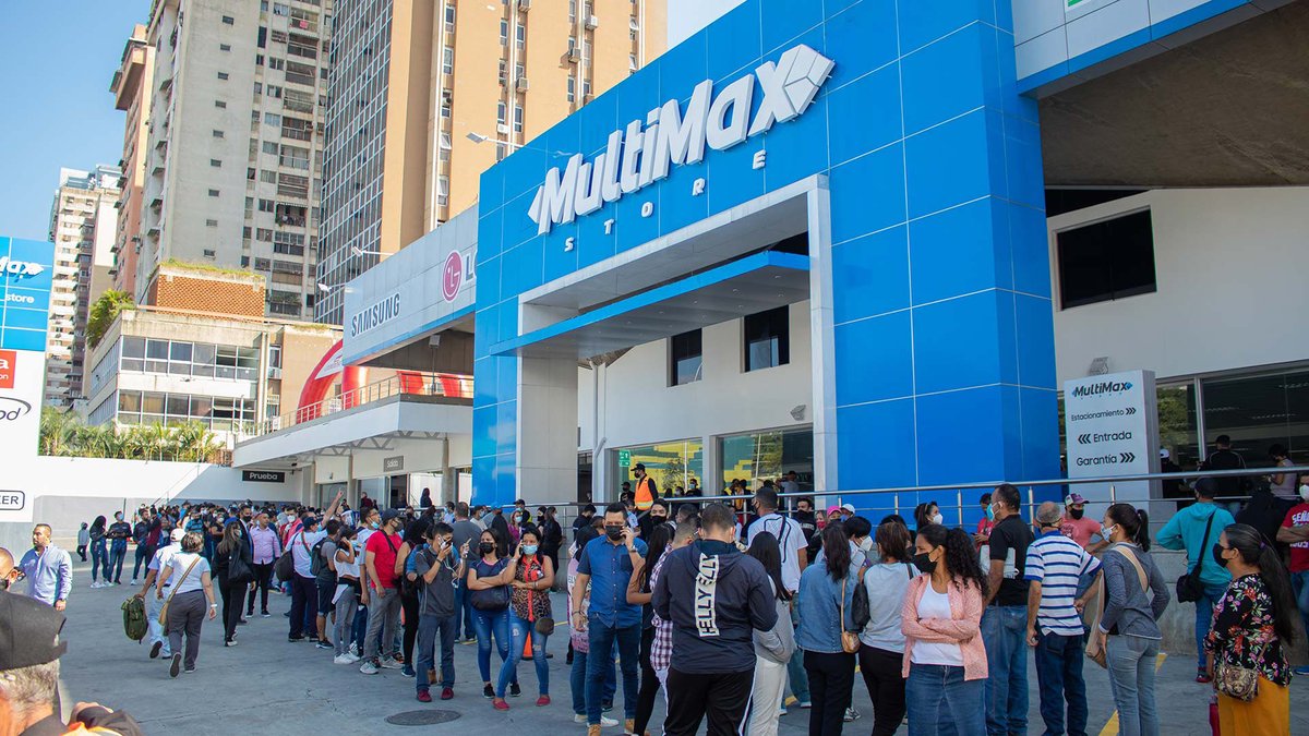 ARodriguez_R's tweet image. ¿ Como Obtener Credito en #multimax   ?

Paso 1 : Estar Inscrito en #PriorityMax. (  suscripcion con valor de 20$ anuales )

Paso 2 : Eliges el Equipo disponible , Pagas una inicial del 40% y 6 cuotas quincenales o 3 cuotas mensuales.

Paso 3: Mucha Paciencia