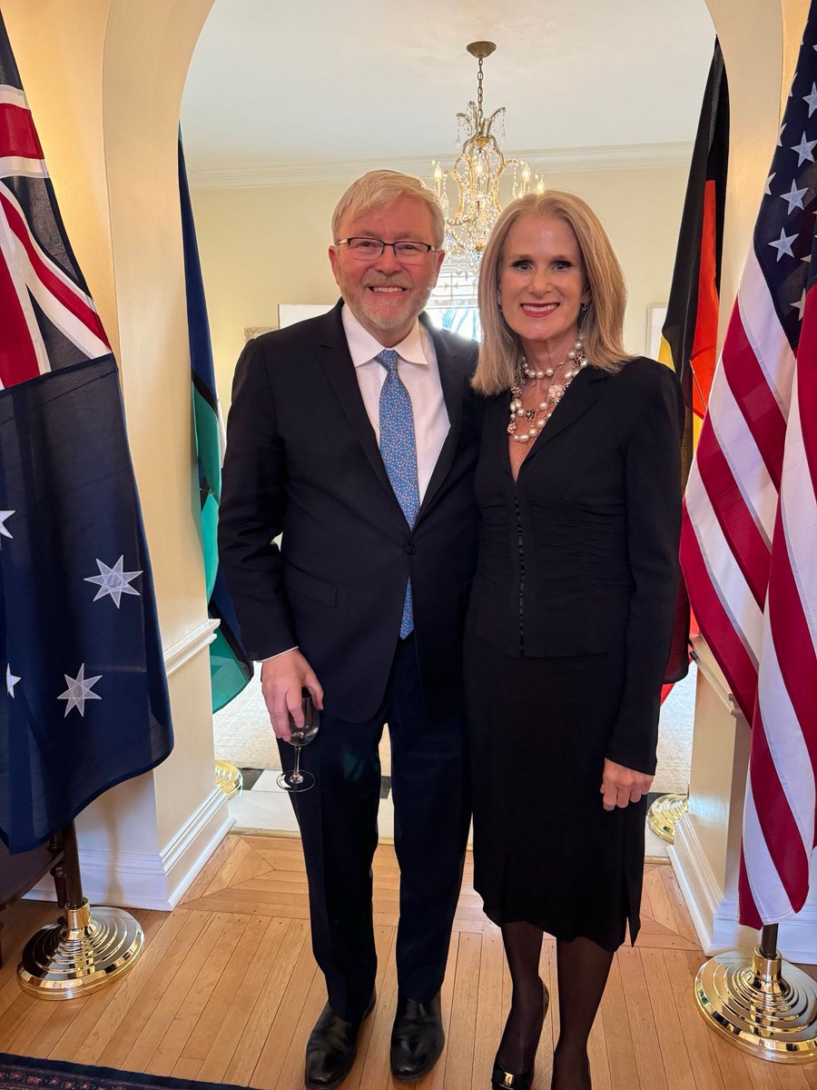 We welcomed the flagship international delegation of the American Chamber of Commerce in Australia to the Australian Embassy this week. I took the opportunity to thank CEO <a href="/AprilPalmerlee/">April Palmerlee</a> for her leadership and great work in promoting investment opportunities between our nations.
