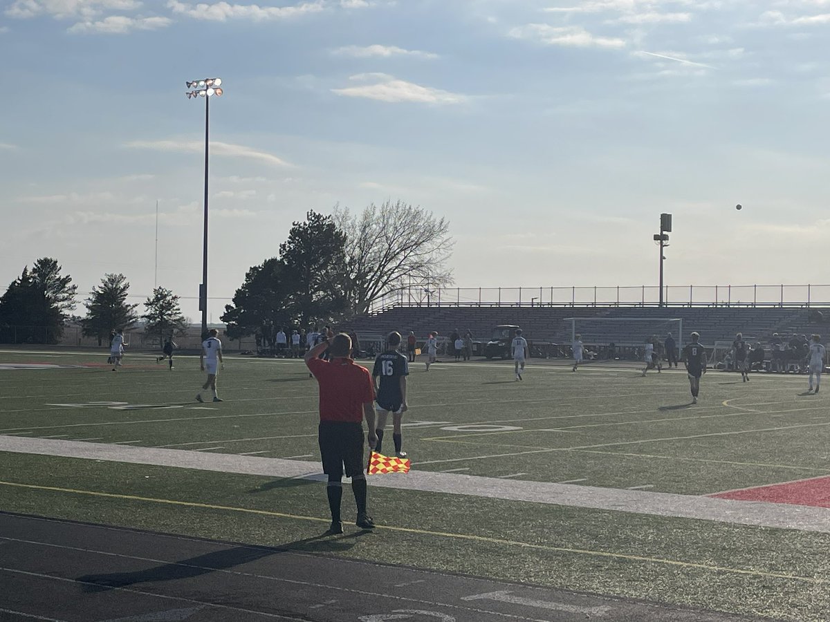 Wes Hansmeyer tweet media