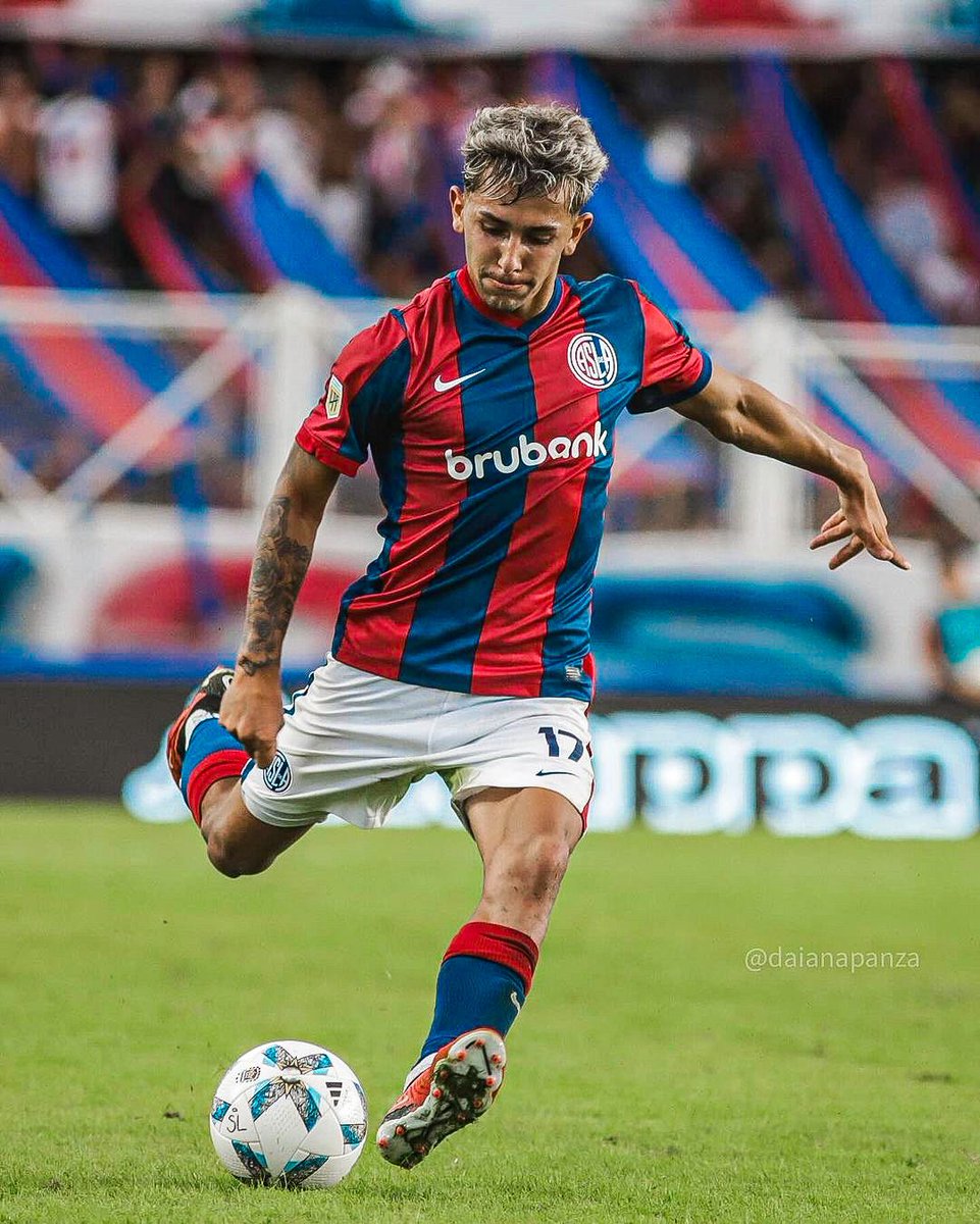 🌟🇦🇷 Elián Irala fue el jugador de San Lorenzo con MÁS DUELOS GANADOS [12] y MÁS QUITES [6] en el triunfo ante Godoy Cruz.

Gran torneo del pibe de 19 años.