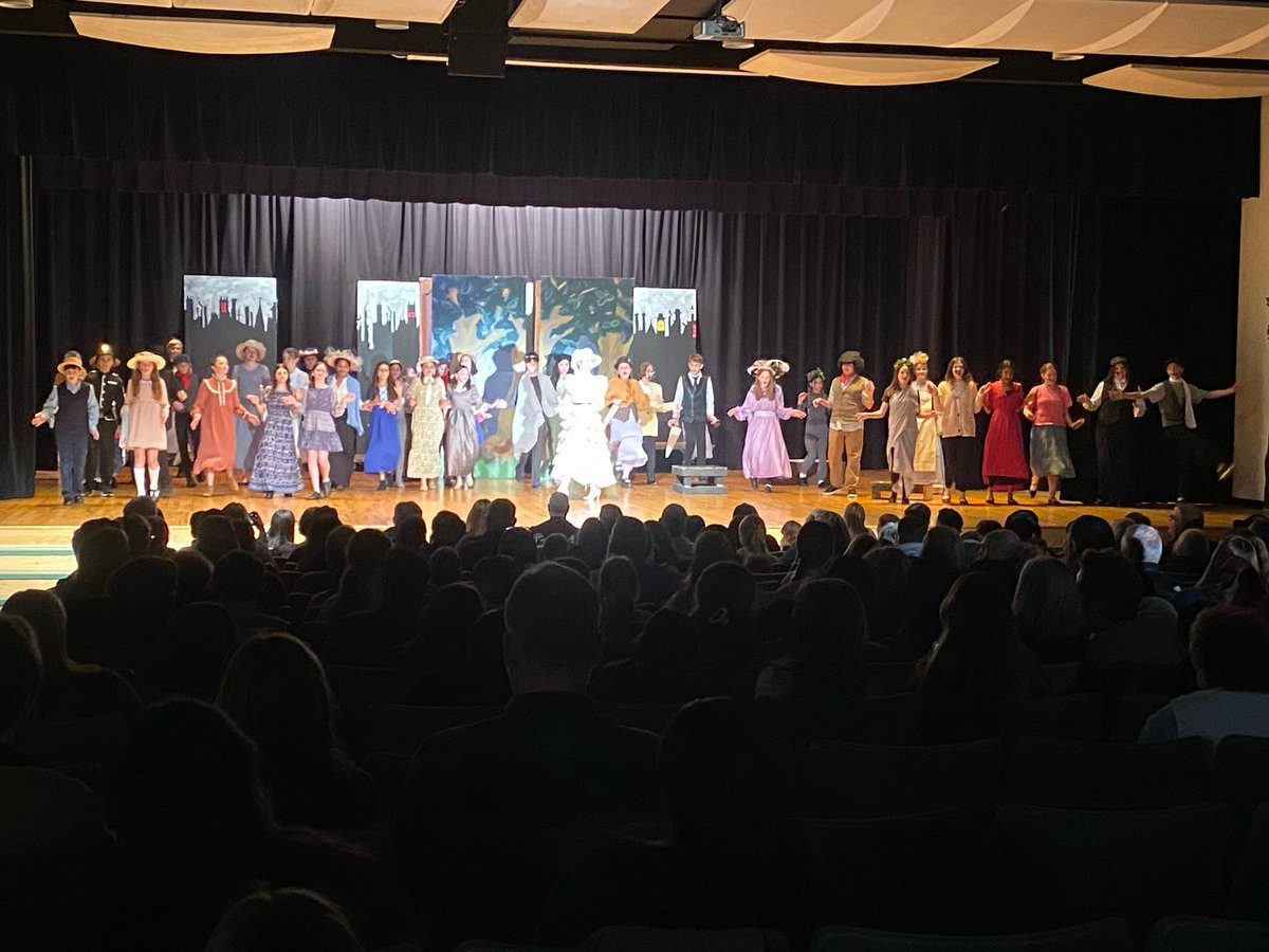 It’s opening night for our school musical, Mary Poppins Jr! Shows still available Friday at 7pm and Saturday at 1pm! Hope you can join us for a show this weekend! #SMSPride @WestChesterASD