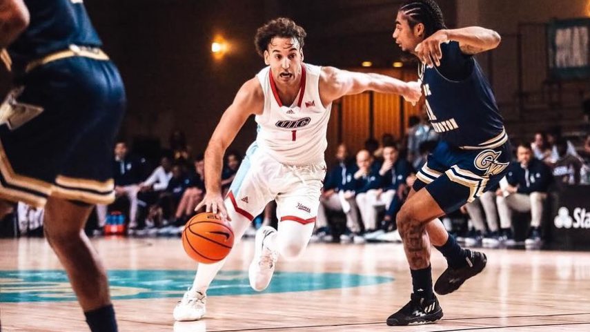 CBB Transfer Portal Spotlight

Isaiah Rivera
6'5" 210
Guard
UIC
1 Year of Eligibility Remaining

2023-24 Stats (33 Games):
📊 16 PPG, 4 RPG, 2 APG, 42 3P%

📶 65 Career Starts, 971 Career Points

🎥 youtu.be/bb_7FI5nDnc?si…

#TP4PT #TransferPortal