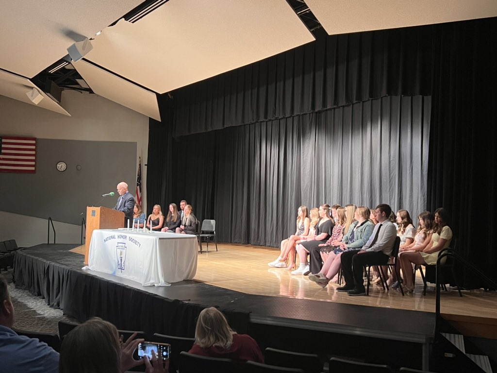 Congratulations to the 17 new members of the @wghshawks National Honor Society. #WGBuildingFutures