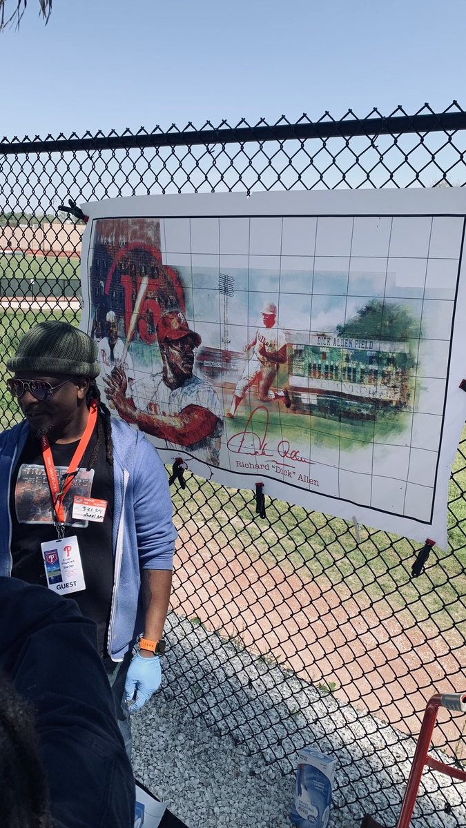 richrdallen2's tweet photo. Great time today at BayCare Ballpark. Thank you @phillies @muralarts @Threshers for allowing me to be apart of the mural project! https://t.co/IVldYPQDnS