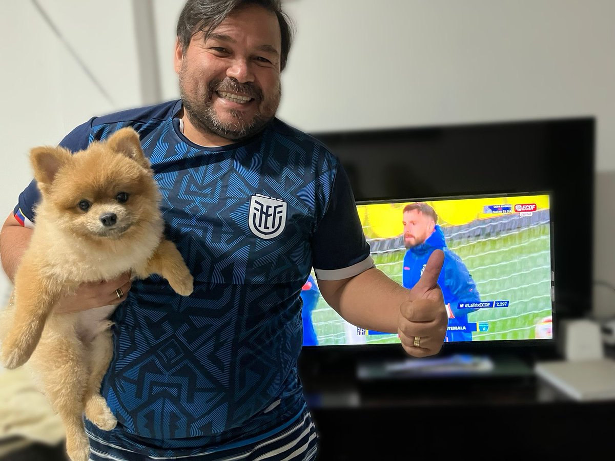 avelagro's tweet photo. #LaTrixECDF, vamos Ecuador a ganar. Apoyando desde Duran siempre por el canal del fútbol https://t.co/nEjspB5FnE