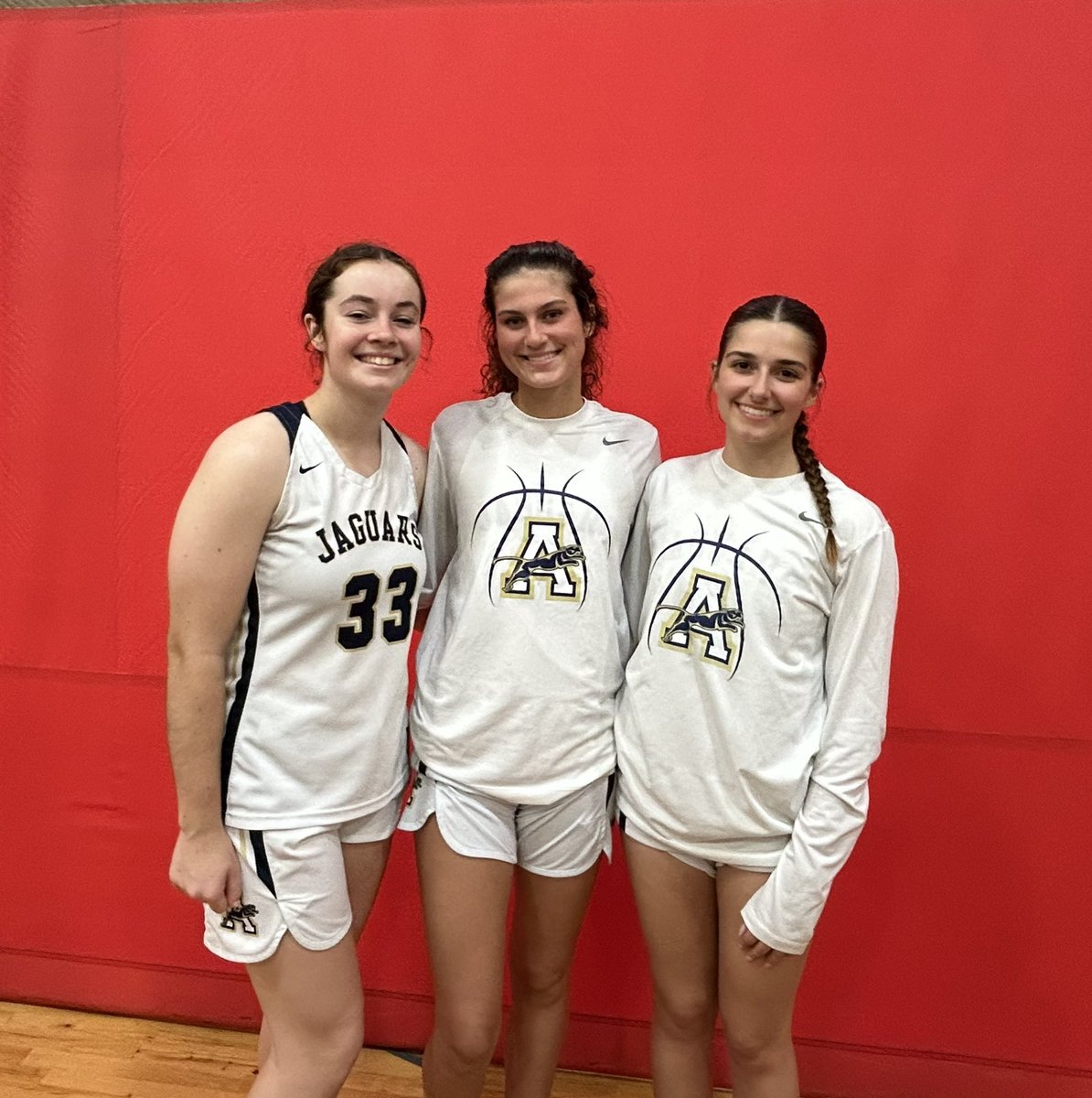 AHN Varsity Basketball tweet media