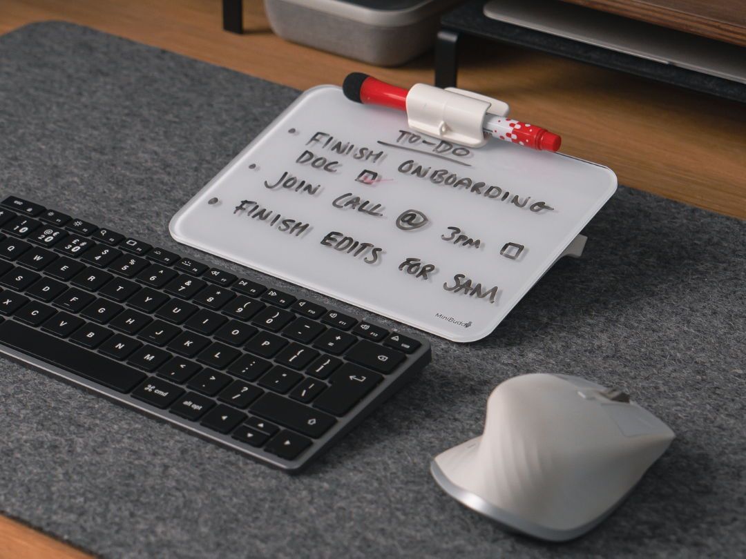 No space? No problem!

Introducing the DeskBoard Buddy Mini, the perfect solution for those with limited desk space.

Keep your to-do list and notes within easy reach and boost your productivity. 📈

Click the link in our bio to discover this amazing spacesaver! 🔗