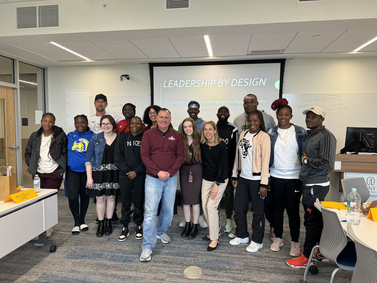 A impactful conversation about the fundamentals of leadership led by @TingleJK and learning new ways to approach program design from @angelabreiden, along with MAT students and staff. Thank you for the knowledge and insight you provided to our delegation from Zambia… 🤩