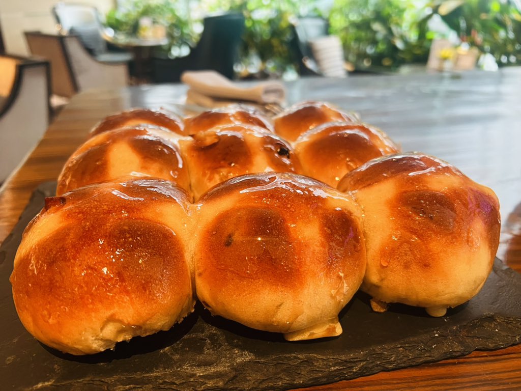 Easter is “Baking” 🐣🐣🐣

Hot Cross Buns available daily till end of the month. 🤤

#easter #hotcrossbuns #easterbasket  #doubletreebyhiltonguangzhou #doubletreebyhilton #doubletree #hilton #honors #hiltonhonors #guangzhou #guandong #canton #yuexiu #china #southchina #cantonfair