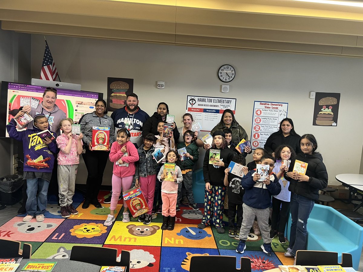 We hosted our <a href="/Hamilton_Howler/">Hamilton Elementary School</a> Lucky Charms Bingo for Books tonight! Everyone left with at least one new book 💕#books #schenectadyreads #luckyus