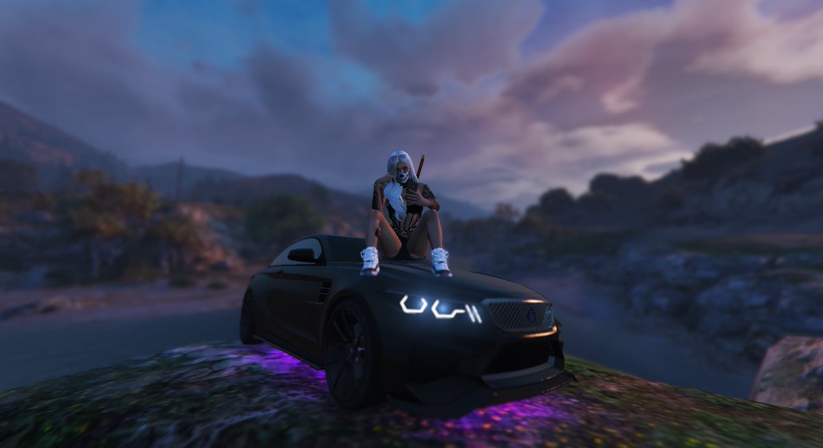 XposedRP tweet media