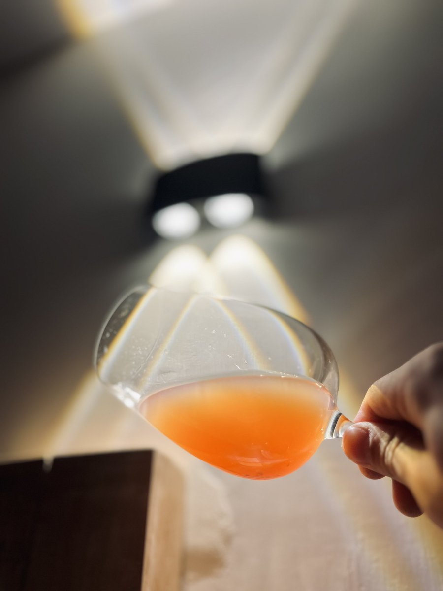 omiddadashiii's tweet photo. I was eagerly looking for this, and finally has happened!
As a coffee taster you might know that our sensory analysis procedure is alike wine industry, because a lot of issues are adopted from wine sensory analysis manner, so I need these kinda knowledge! #wine#redwine#whitewine https://t.co/GmTFklHCLt