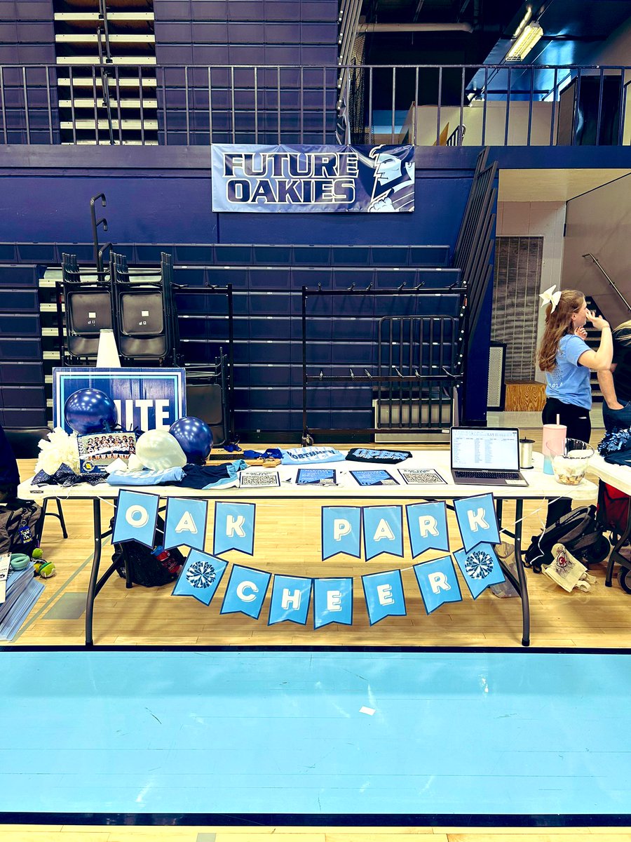 Hung out at a cool new spot for Freshmen night last night🩵✨