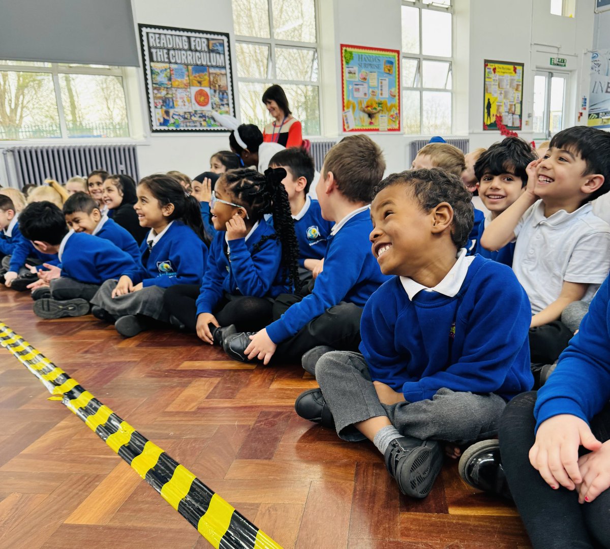 We had such a fantastic time at our silly science workshop this afternoon 👨🏻‍🔬 @Lea_Forest_HT @lea_forest_aet @lea_forest_curr @MrsCGonzales @educationgroup