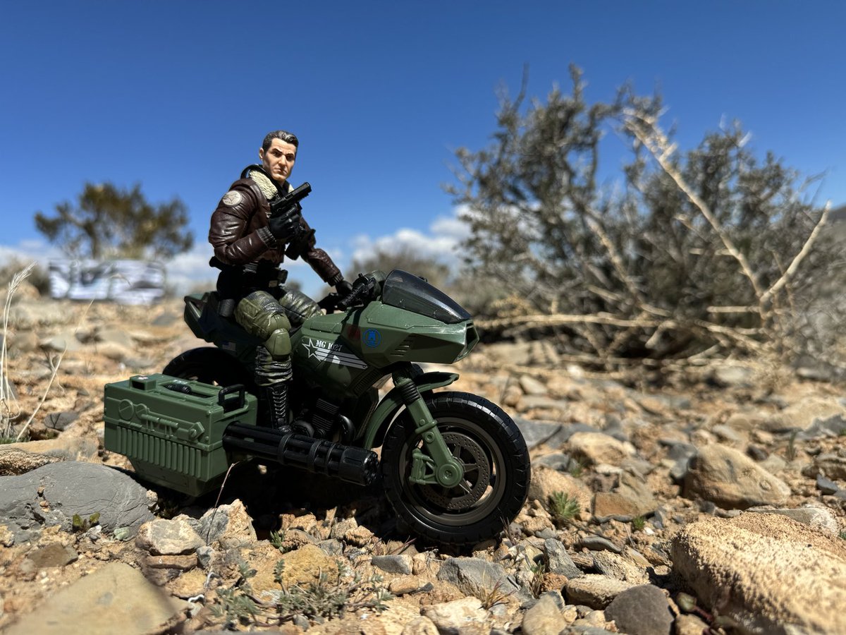 CletusOfCobra's tweet photo. Hawk and the RAM. #cletusthedesertcobraofficer  #chadsjoesandcobras 
#Cobra #GIJoeClassified #Gijoe #cobraclique  
#gijoeisthere #GIJoeARealAmericanHero #6inch #6inchscale #Hasbro #GridironStudios #GridironProps #Hawk #Ramcycle https://t.co/GMhZBuKxvw