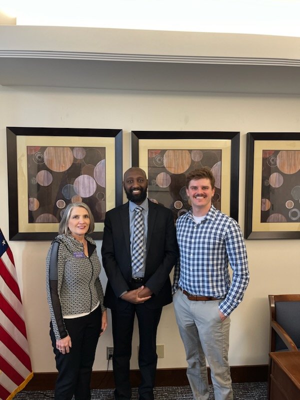 Thanks to Rep. @mohamudnoor for meeting today on our bills to support Minnesotans impacted by Alzheimer's and other dementia. #mnleg #ENDALZ #Rally4Alz