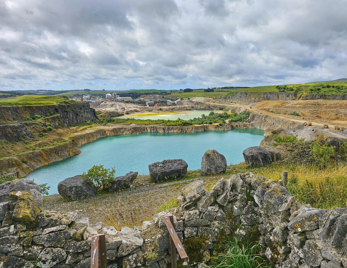 allthetrigpoint's tweet image. Trig point 232 ✅️ Bee Low, Buxton. The pillar has long since gone, having been destroyed back in April 1966. Visited August 2023  #trigpoint #Buxton #Derbyshire #walking #quarry