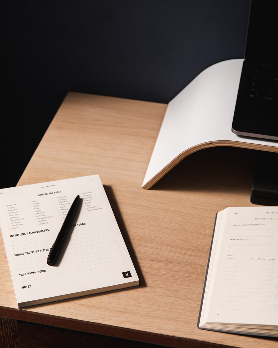 Just a little reminder that we have 14 days left of the first quarter of 2024 😅

What are your goals for the next quarter?

#mindjournal #journal #menshealth #motivation #goals #selfimprovement #wellness #journaling #mensmentalhealth #morningroutine #selfcare