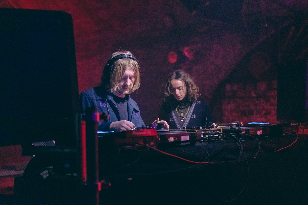 Some of Bristol's best talent - Chez De Milo and Millie Mckee with their phenomenal b2b session last Friday Thank you to all of you who joined us for another Wunderground and made it so special 💜