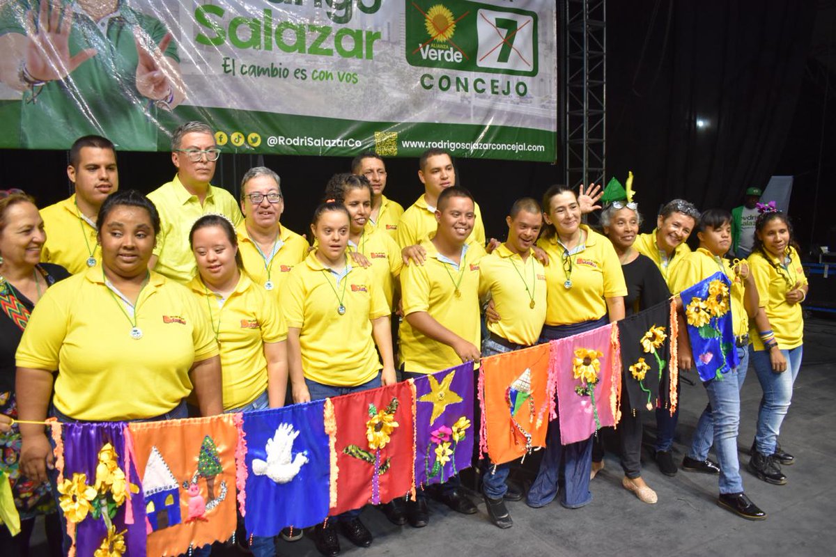 rodrisalazarco's tweet photo. En el #DiaMundialdelSindromedeDown  celebremos la diversidad y el valor que cada persona aporta a nuestra comunidad. Hagamos de la inclusión una realidad en cada aspecto de nuestras vidas. Juntos, construyamos un mundo más inclusivo y equitativo para todos. https://t.co/uZTKFNenDw