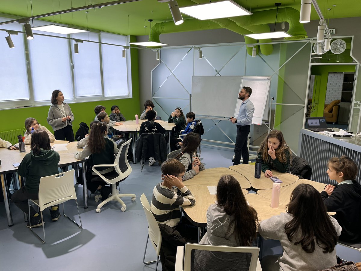HIS_Pastoral's tweet photo. Our 6E class at @HIS_Moldova had a great day visiting the #OKFoundation for Financial Education! We talked about money, values, and financial literacy and had a great time playing the auction game #GlobalMoneyWeek2024 #LearningIsFun https://t.co/6T3krA3ORv