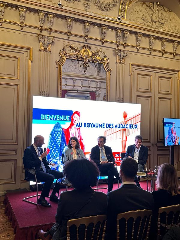 TheoRycroft's tweet photo. Great to host a panel discussion on 🇬🇧🇫🇷 tech collab with @BrentHoberman, @ClaraChappaz &amp; Philippe Tibi, as part of @UKinFrance #GREATtech event. 🇬🇧 is a science &amp; innovation superpower. With 🇫🇷 as a partner we can fly as high as Concorde &amp; ride as deep as the Channel Tunnel https://t.co/lLIbBXMRpl