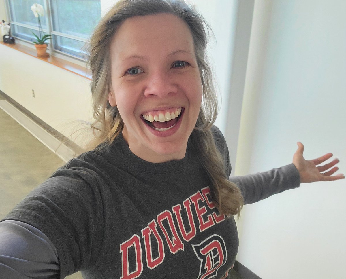 Ahh!!!! A whole bunch of folks are going to be looking at their brackets like "Who is this Dew-kwess-knee' in the first round?!" Bwahahaha 😁😁😁

#GoDukes