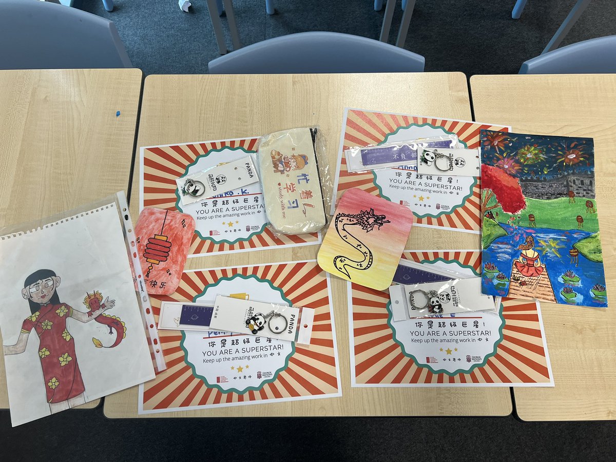 Received some amazing works for the Chinese Drawing Competition,happy to hand out the prizes to S1 pupils👍<a href="/SwireCentreEdin/">SwireCentreEdin</a>