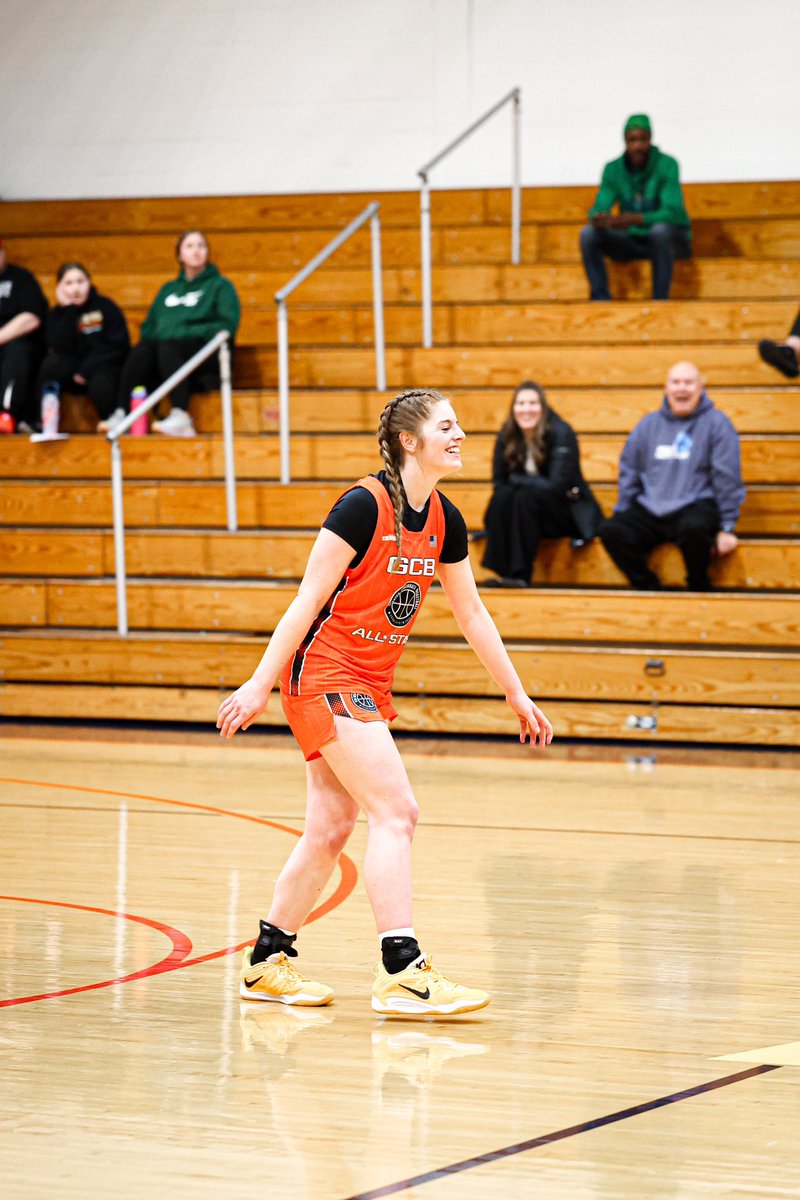 All smiles at the first annual GCB All-Star Event 🏀😄

#GCB | #GCBAllStar