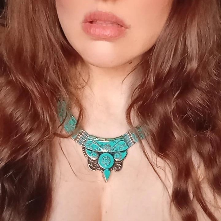 Ich find mich schon geil , kein Wunder dass ihr mir alle zu Füßen liegt 🔥🫦