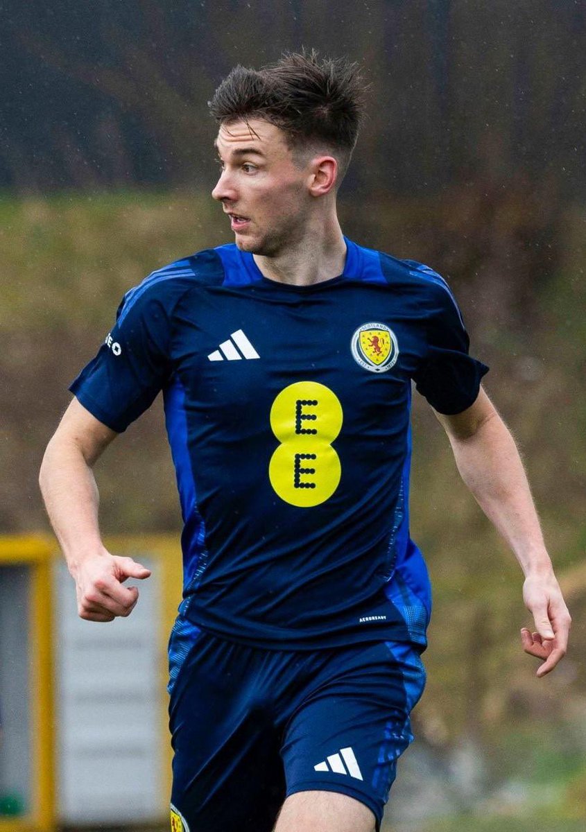 ShirtlessPL's tweet image. Kieran Tierney