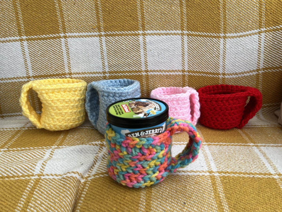 halfemptygurl's tweet photo. I made some ice cream tub cosies if anybody is interested, head to my Etsy:

https://t.co/6VkqJ5lVtK https://t.co/mOvGjsAgvJ