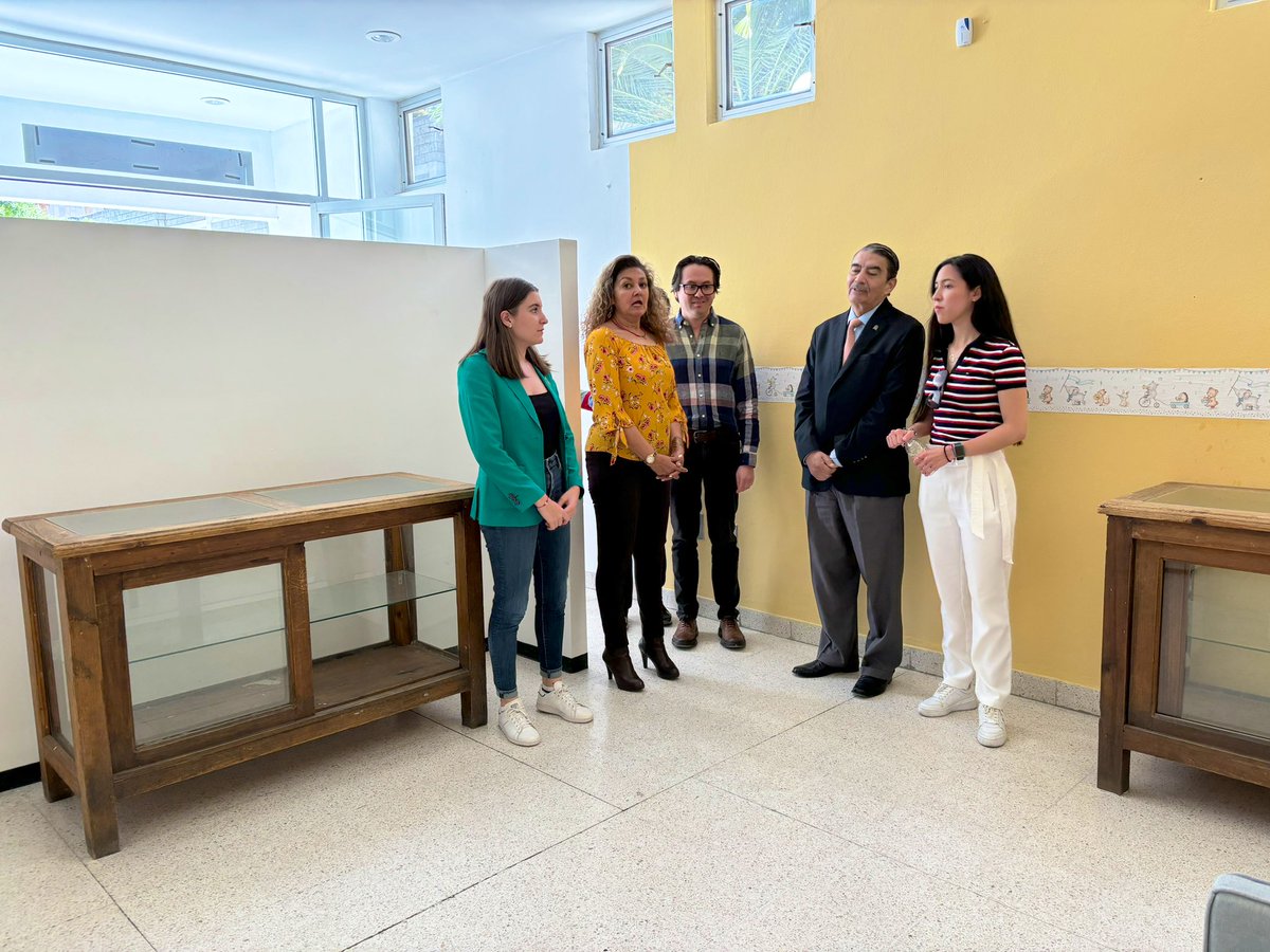 La lactancia materna es una decisión de las mujeres y un derecho de madres e infancia. Para nuestras estudiantes, administrativas o docentes que lo han decidido así, en <a href="/UASLPFCA/">UASLP FCA</a> ya se acondicionó un lactario con instalaciones cómodas y dignas.