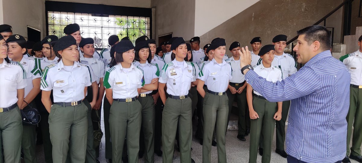 ATMCE2's tweet photo. #ENTÉRATE Continuando con el proceso de captación y selección la ATMCE recibió la visita institucional por parte del Liceo Militar General de Pueblo Soberano "Ezequiel Zamora"
#TECNOLOGÍAEINNOVACIÓN
#UMBV
#ATMCE https://t.co/UnO7z5TiPH