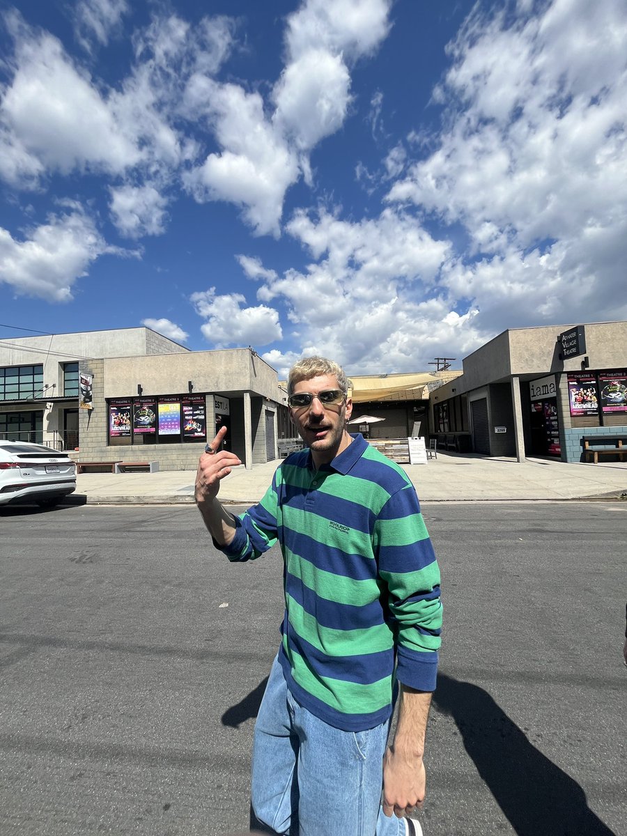 Amusement Park. 🌴🇺🇸 One of the shortest adventures yet one of the most amazing. Thank you deeply @arezzowave &amp; <a href="/musexpo/">MUSEXPO</a> and everybody we met along the way. We're not done yet, LA.