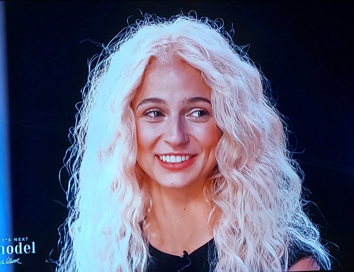 Mini00677703's tweet photo. Ich bin so geschockt, dass mir nicht mal ein guter Tweet einfällt #gntm https://t.co/oWULmVgJDO