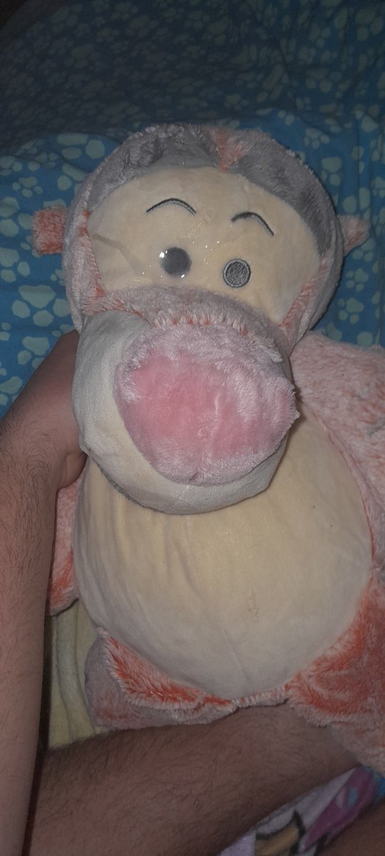 Furry18704927's tweet photo. #plush #plushcum #plushophilia #plushie #cumonplush https://t.co/PeO8nilywn