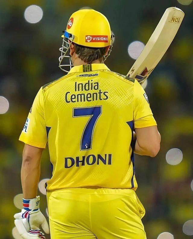 PeterKaTingle's tweet photo. Celebrate him until he's here and enjoy the swansong. Thank you for making my childhood amazing, You'll always be My Captain. Love you Mahi ❤️
#MSDhoni𓃵 https://t.co/ZdjUFovKxc