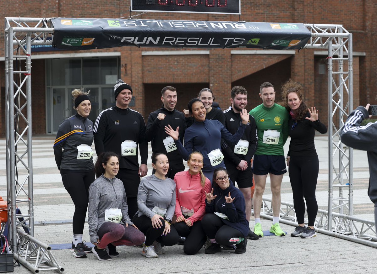 DCU's tweet photo. Some great snaps from our #DCUFunRun 🏃🏃‍♀️🏃‍♂️
📸 @kobpix https://t.co/CxLaqIYK52