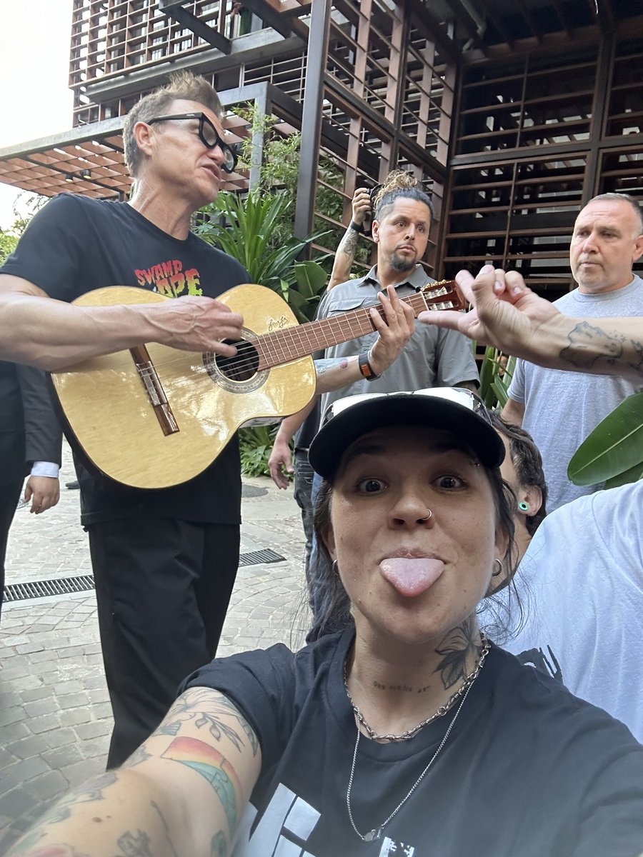 Marcela Sanches ✞ tweet media