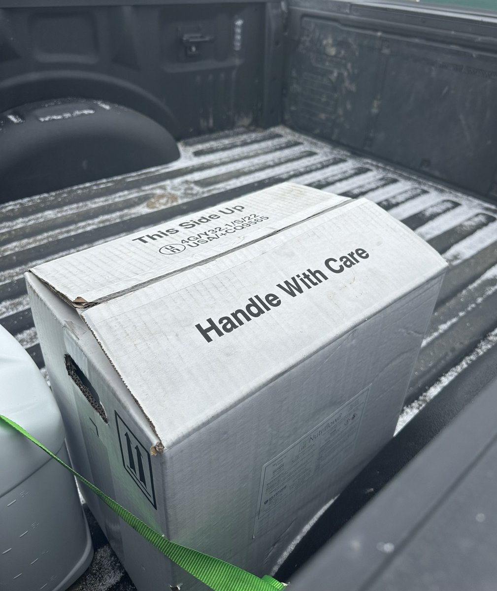 Still winter up in Bruce County today! Getting out micronutrients out to #ontag retailers to start testing in their facilities. Even micro distribution to help the #ontag farmer get consistency. <a href="/KeystoneSpecCan/">Keystone Specialty Chemicals</a> Reach out if you want more info.