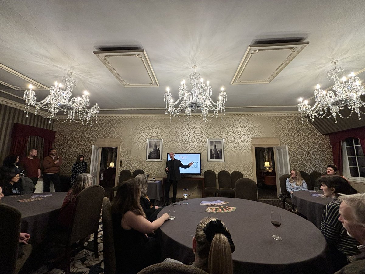 annafrancisart's tweet photo. Yes such a lovely event - hoping to work with our young people at #theportlandinnproject and @artukdotorg / great to really develop the super power of looking - and I enjoyed Jock McFadyen’s talk about how early experiences of art informed his creative life greatly https://t.co/RhQWLVfpXs