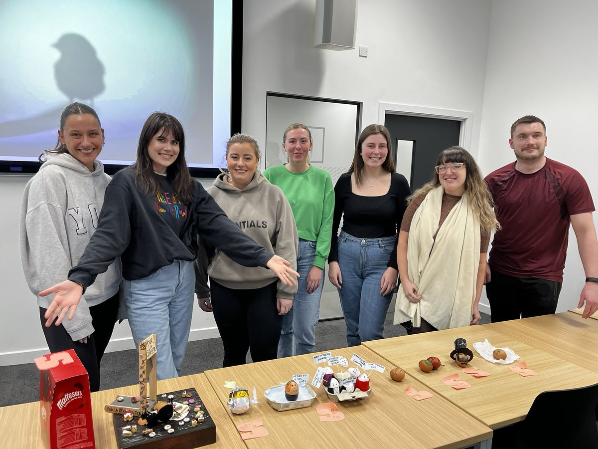 historygirl27's tweet photo. Fun in #PPHistory to round off today’s session. We played good egg / bad egg (lemons for the vegan). Outstanding effort. Congrats to Heather with her winning entry  Marie Eggtionette https://t.co/xpoJ2MlegU