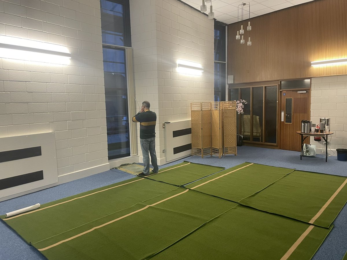 Another great and kind gesture from towards its #Muslim staff with an #iftar at the chaplaincy