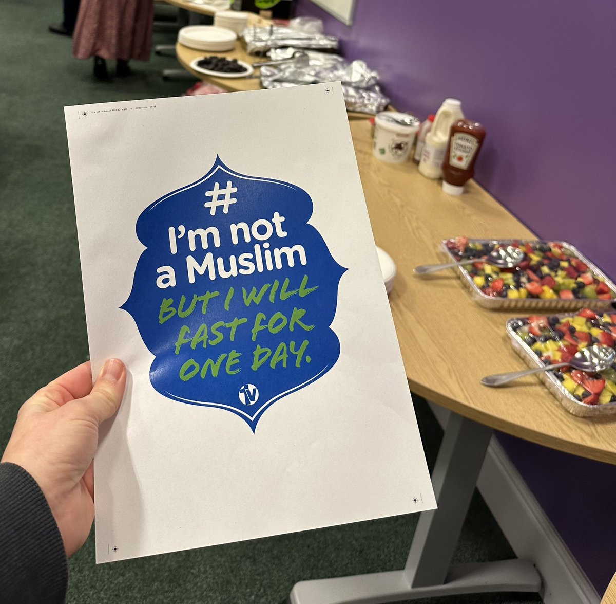 A hugely enjoyable evening breaking today’s fast with @elhtfinance Muslim colleagues and getting to know other @ELHT_NHS  colleagues in the process #imnotamuslimbutiwillfastforoneday